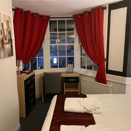The Bugle Hotel Titchfield Extérieur photo
